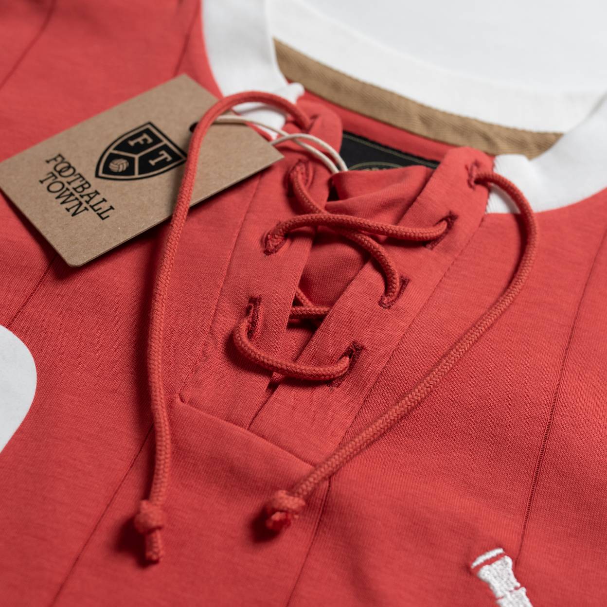 Retro with Laces The Cannon