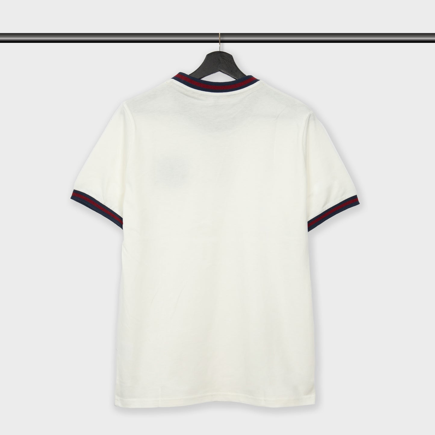 L'Escut White Away