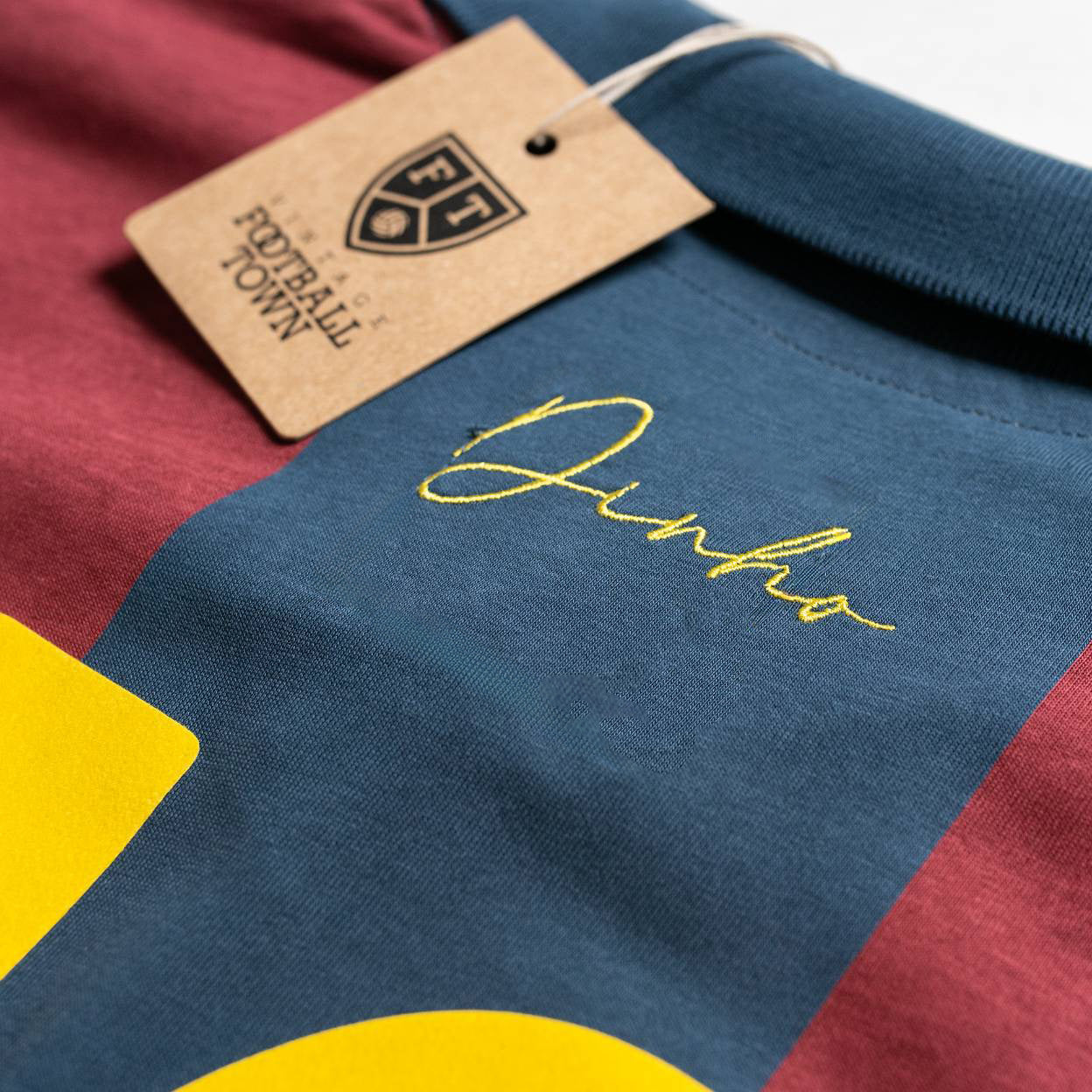 Tribute Dinho