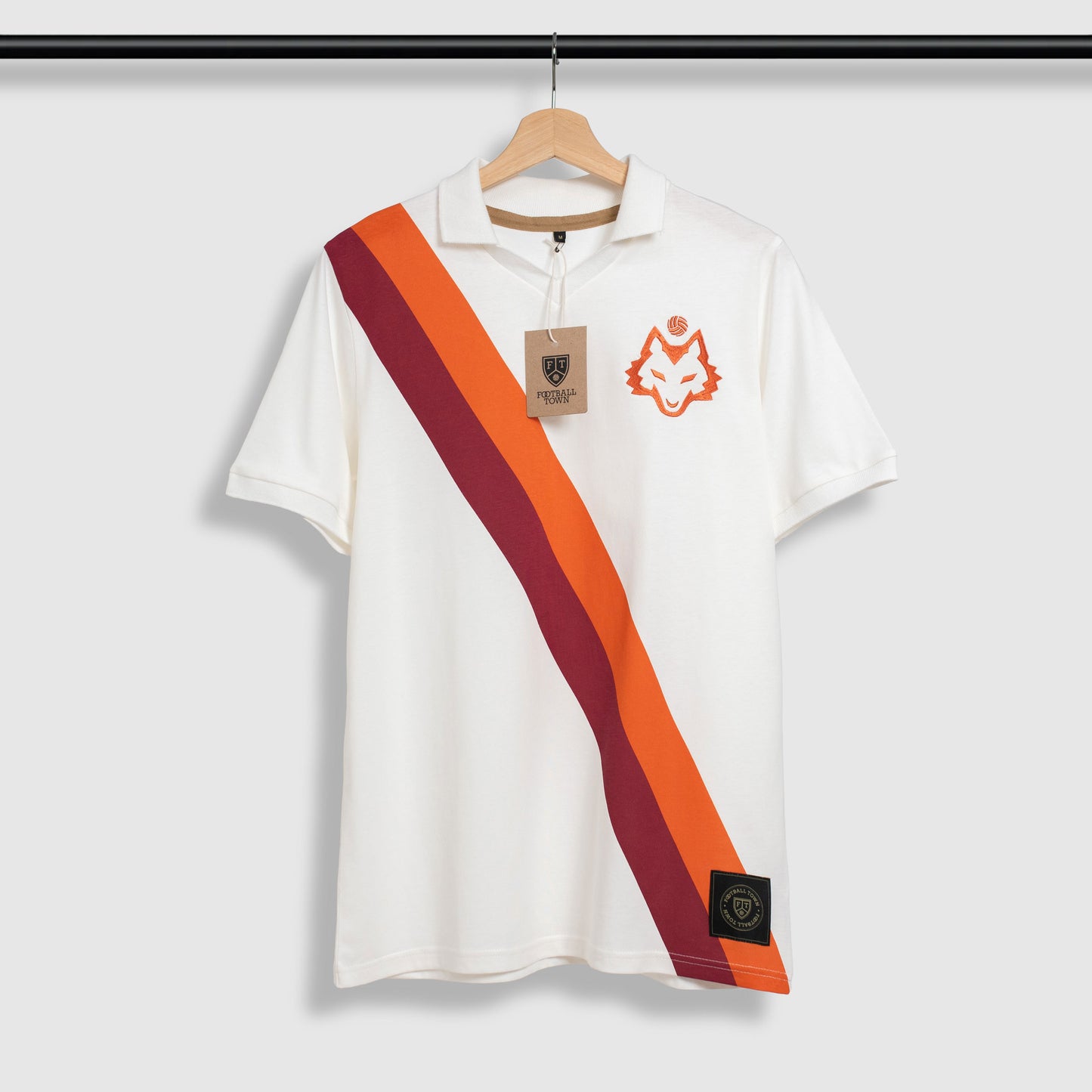 Classic La Lupa Away