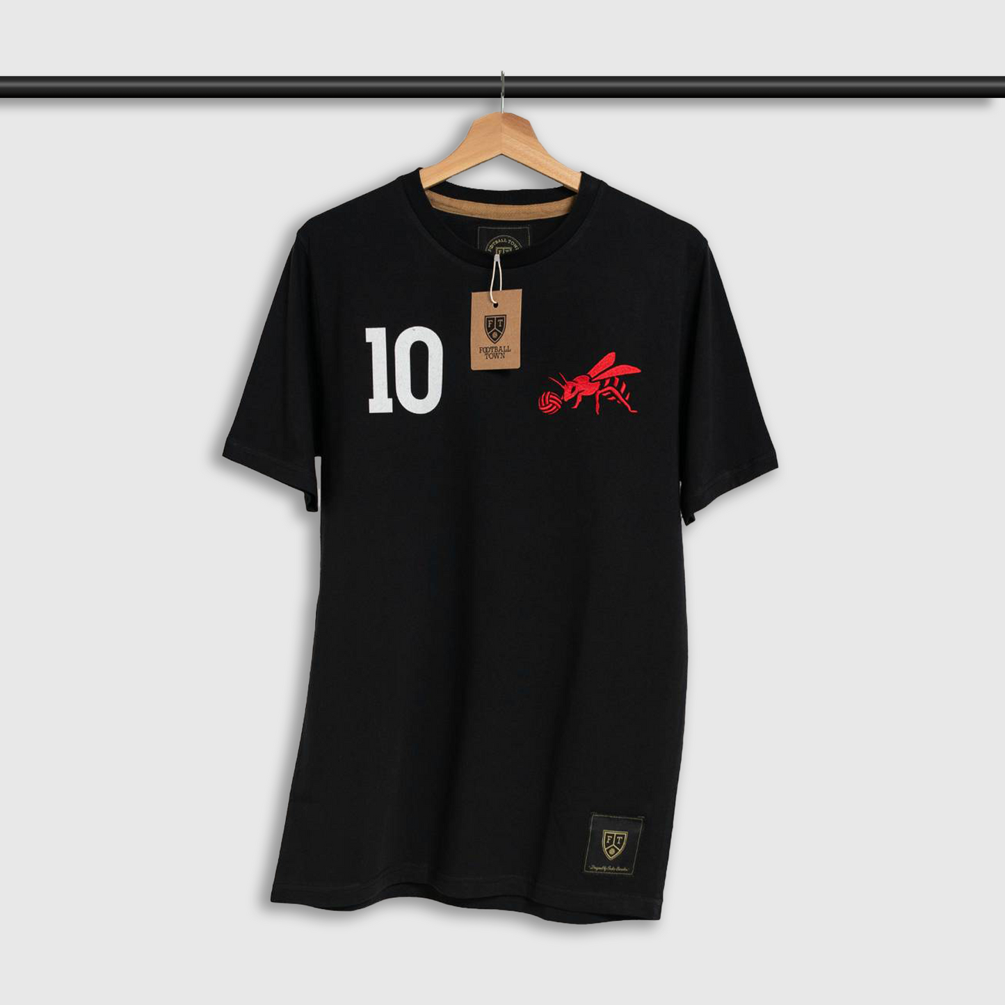 The Bee 10