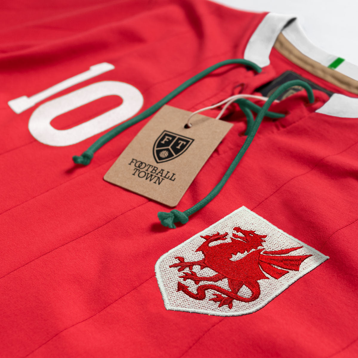 Retro Wales The Dragon